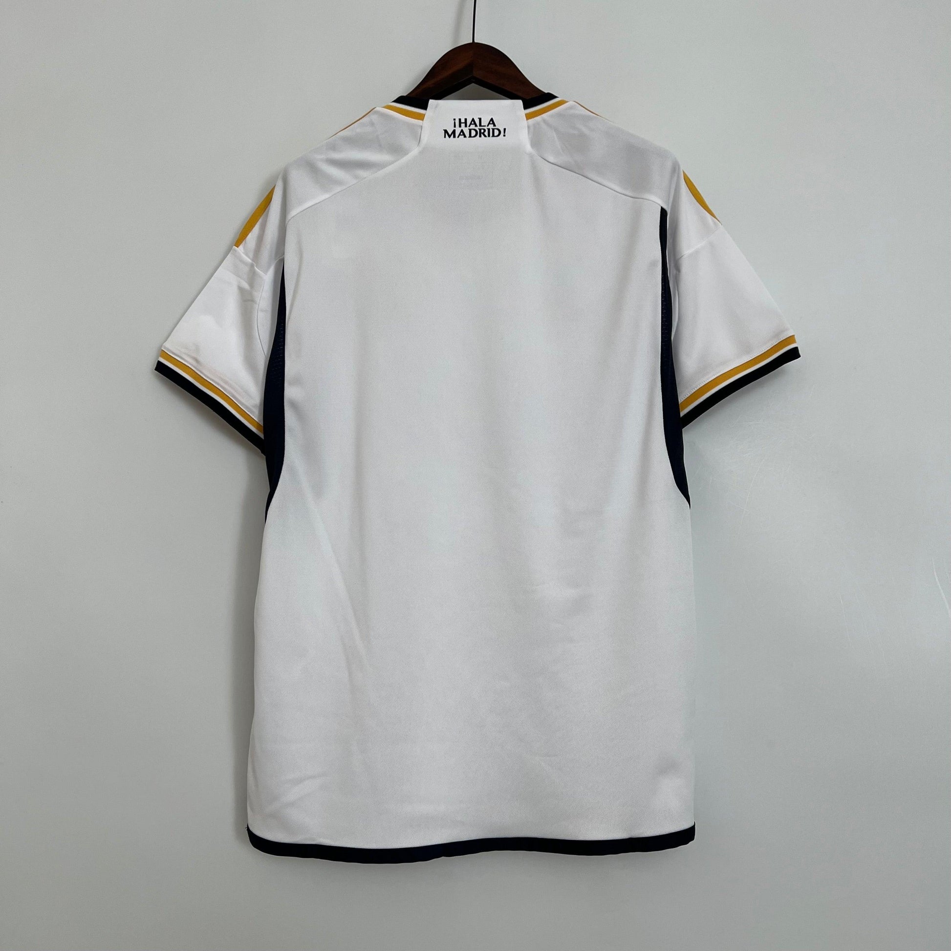 Camisola Real Madrid Principal 2023/24 - imagem 9