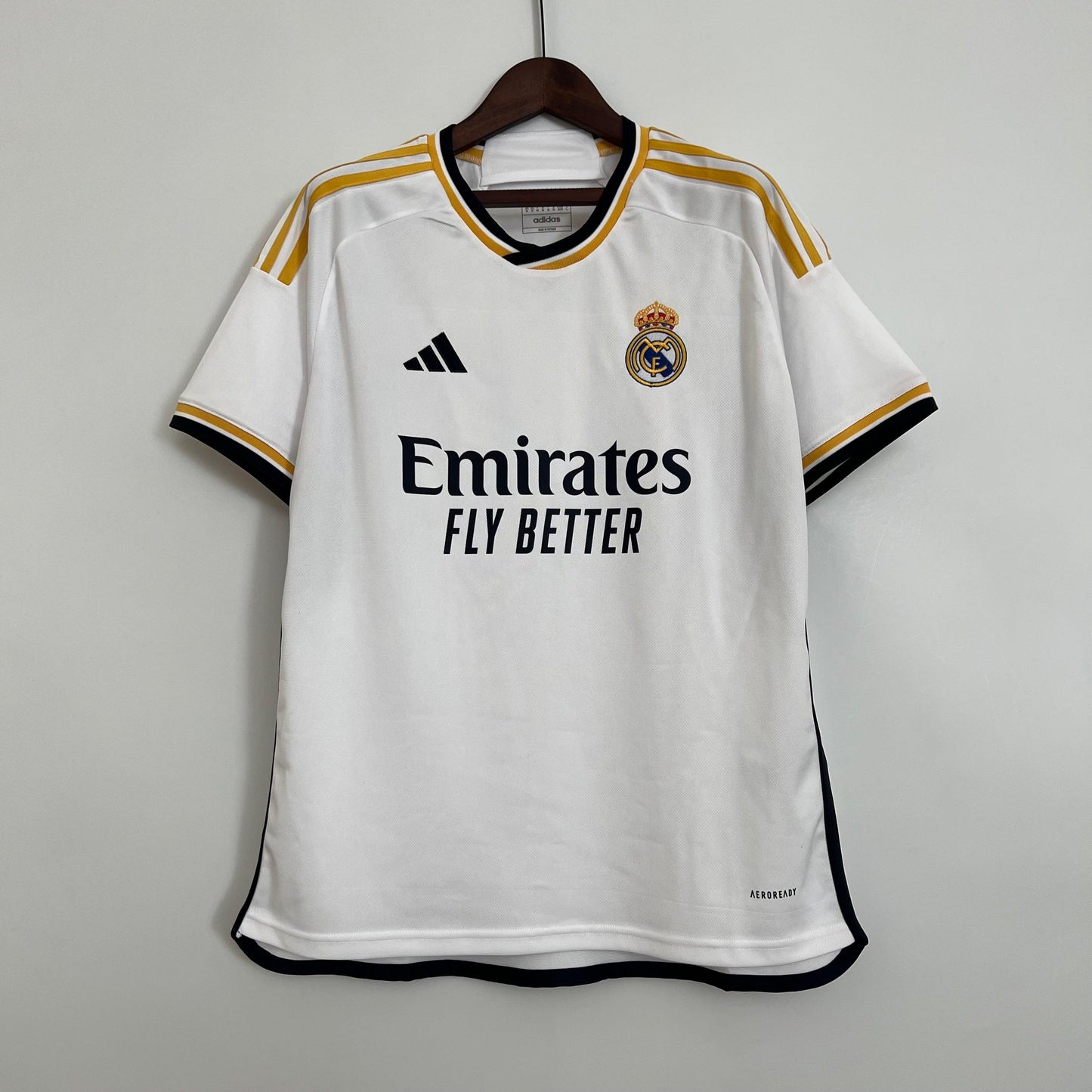 Camisola Real Madrid Principal 2023/24 - imagem 1