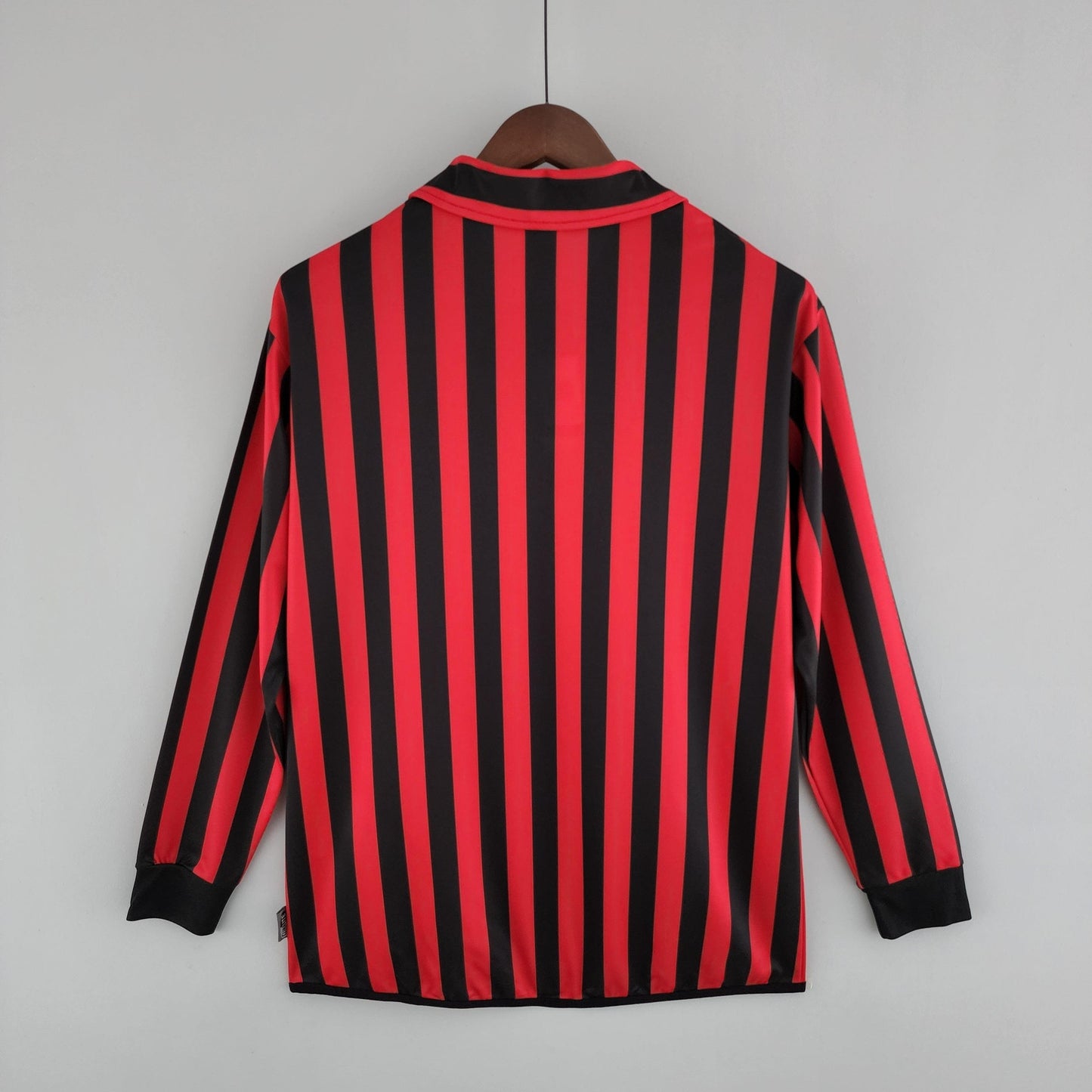 MILAN XVI 99/00 HOMBRE (RETRO) MANGA LARGA - imagem 10