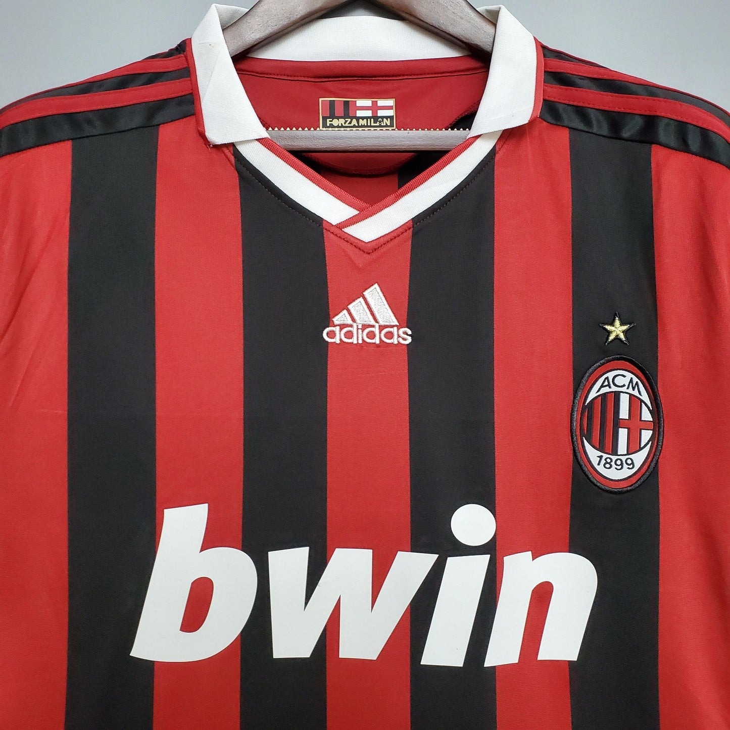 MILAN I 09/10 HOMBRE (RETRO) - imagem 3