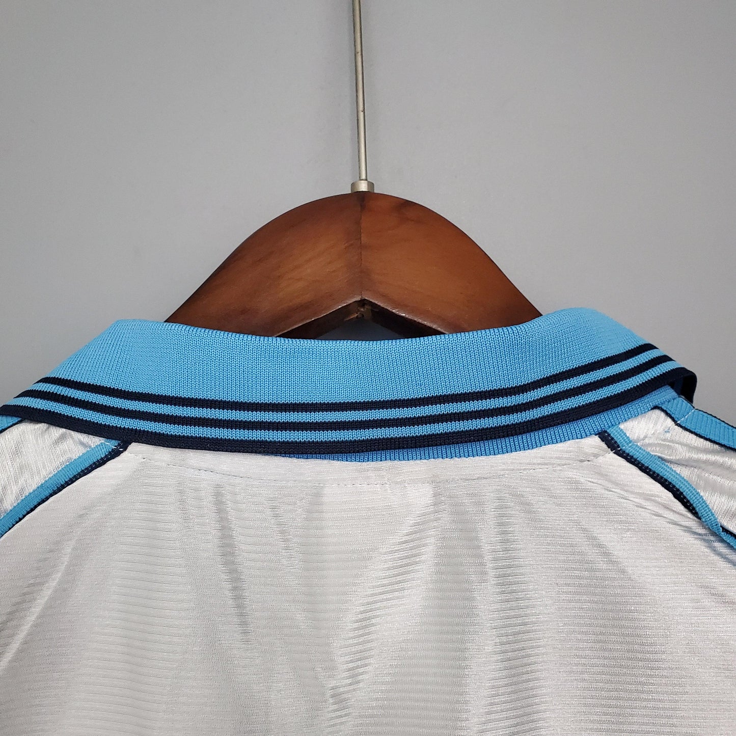 OLYMPIQUE MARSEILLE IV 98/99 HOMBRE (RETRO) - imagem 8
