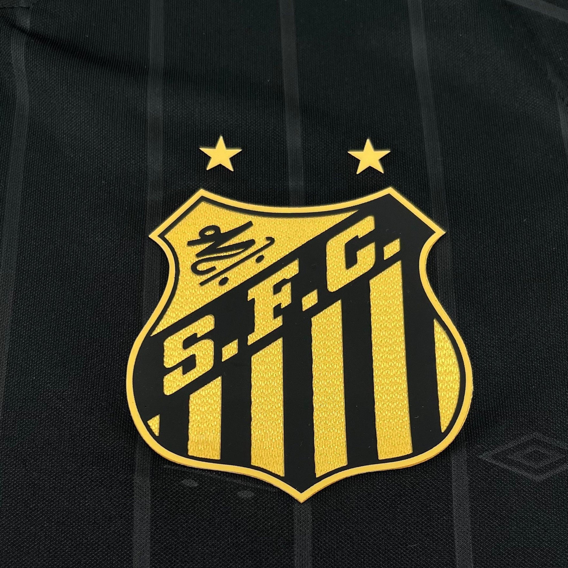 SANTOS EDICIÓN ESPECIAL CHARLIE BROWN JR 24/25 HOMBRE - imagem 2