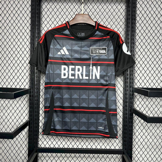 UNION BERLIN II 24/25 HOMBRE - imagem 1