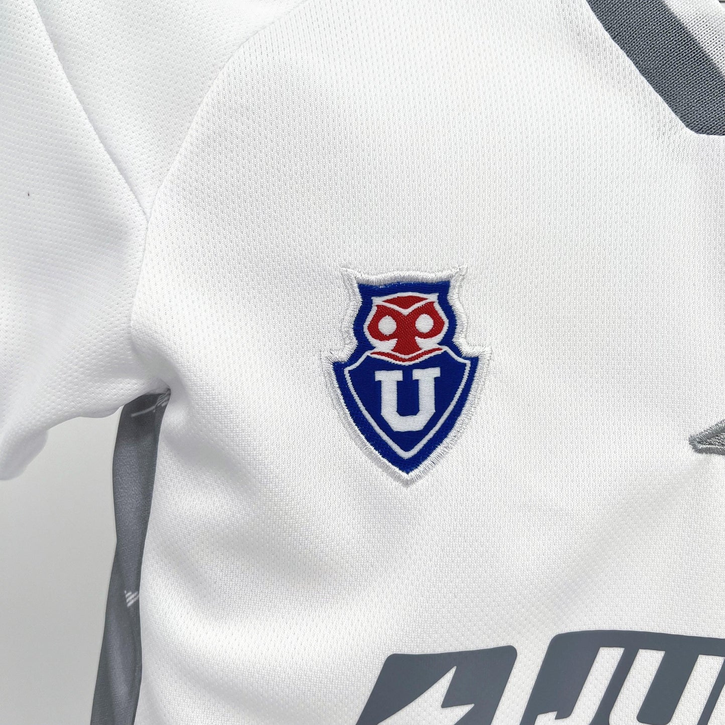UNIVERSIDAD DE CHILE II 24/25 CONJUNTO INFANTIL - imagem 3