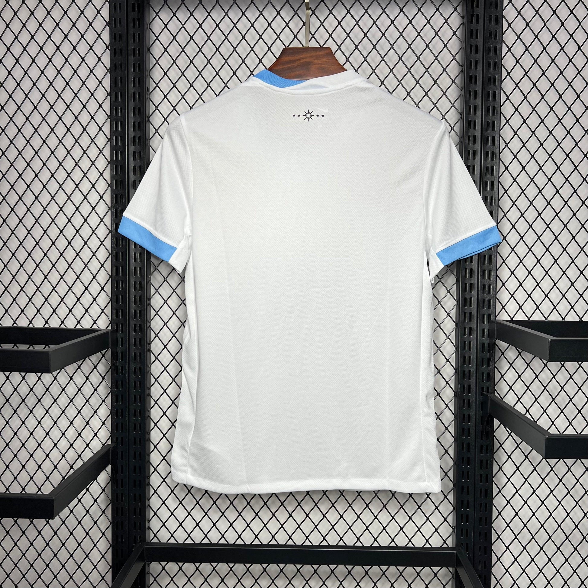 URUGUAY CAMP AMERICA II 2024 HOMBRE - imagem 2