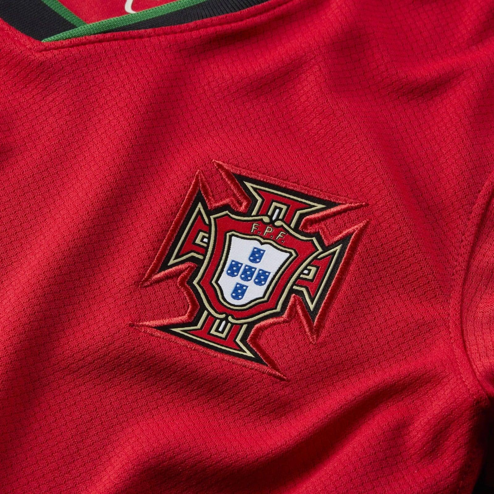 Camisola Feminina Portugal Principal - 2024/25 - imagem 6