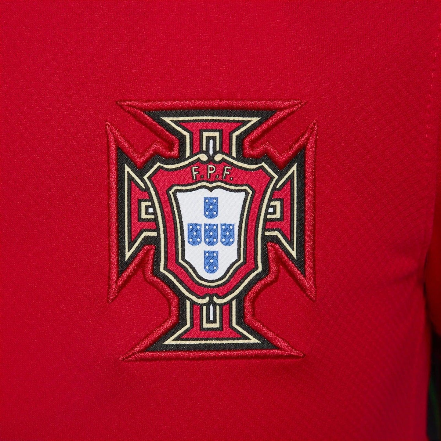 Camisola Feminina Portugal Principal - 2024/25 - imagem 8