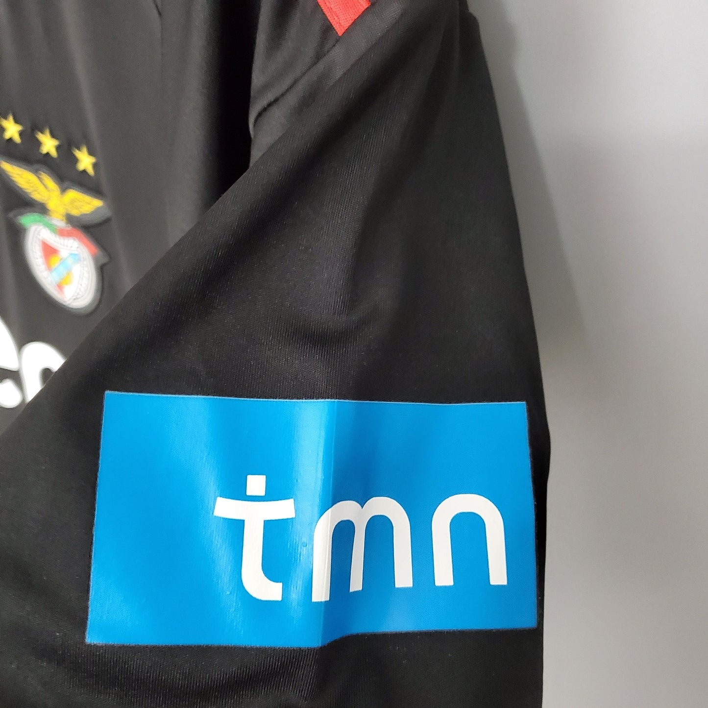 Camisola Benfica Retro - 2009/10 - imagem 2