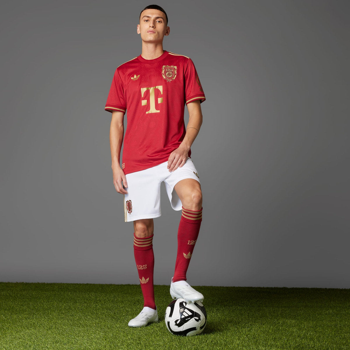 Camisola Bayern de Munique Edição Especial 125 Anos 2025/26