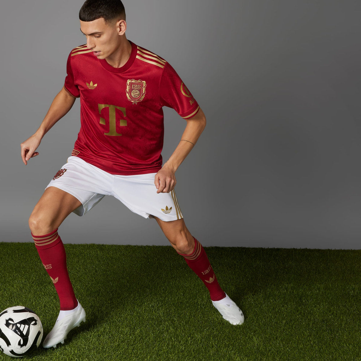 Camisola Bayern de Munique Edição Especial 125 Anos 2025/26