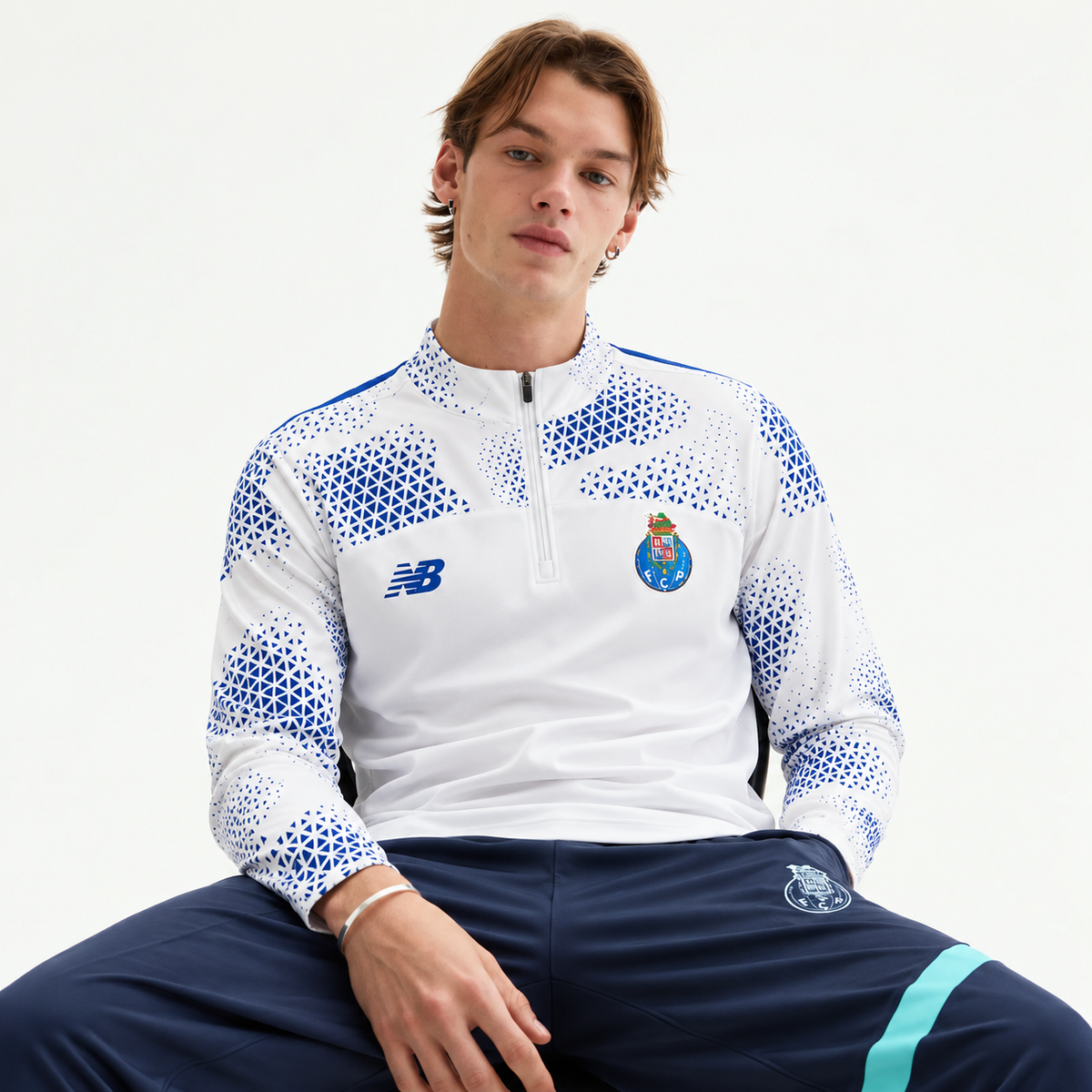 Fato de Treino Dragão 2026/27 – Azul e Branco Meio Fecho