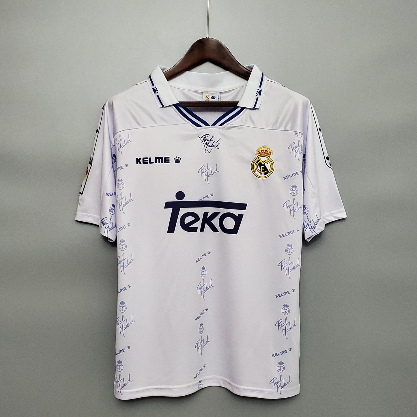 Camisola Real Madrid Retro Principal 1994/96 - imagem 1
