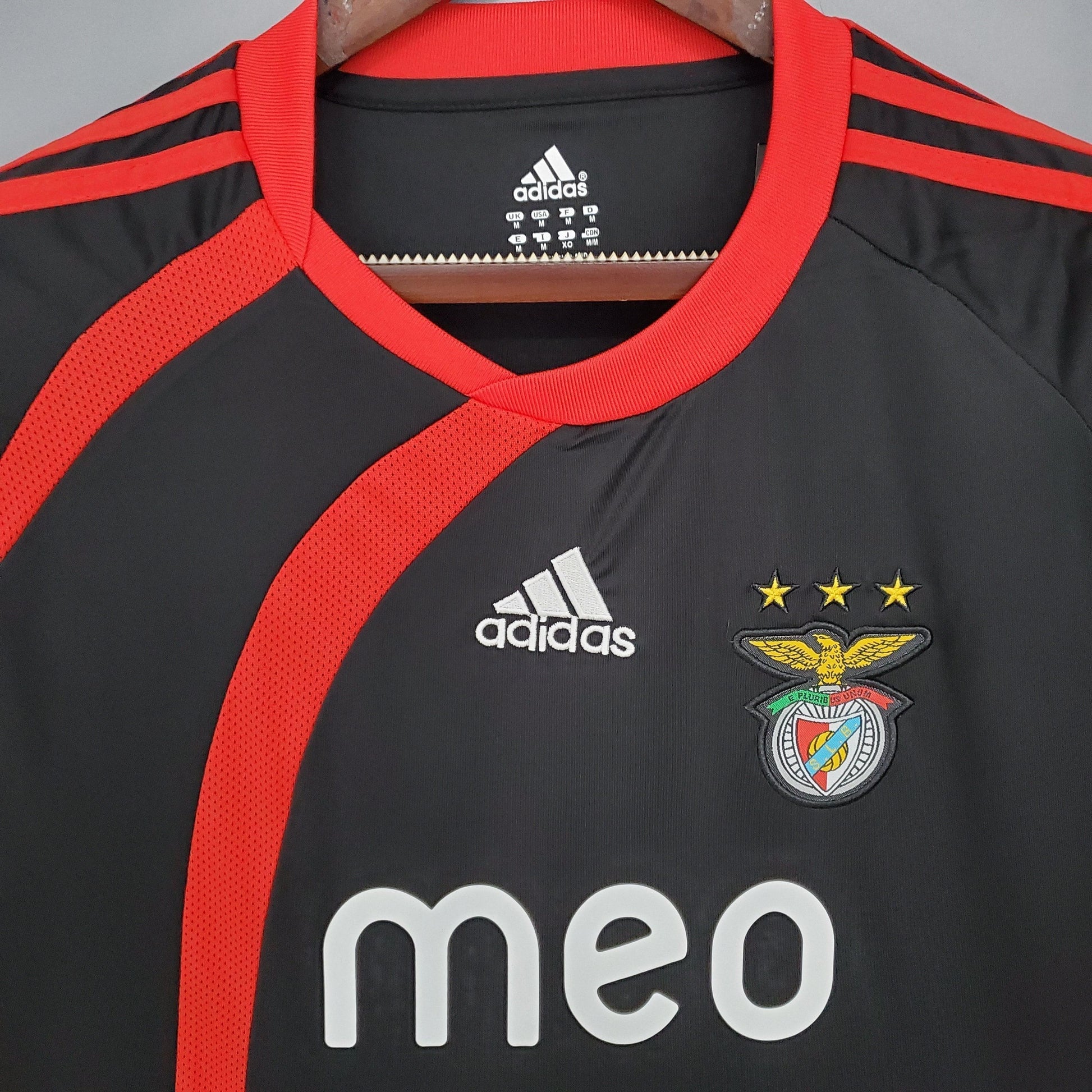 Camisola Benfica Retro - 2009/10 - imagem 3