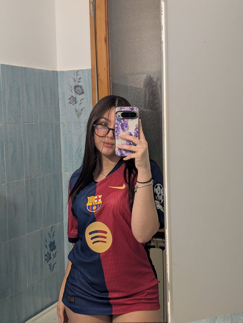 Leonor T.