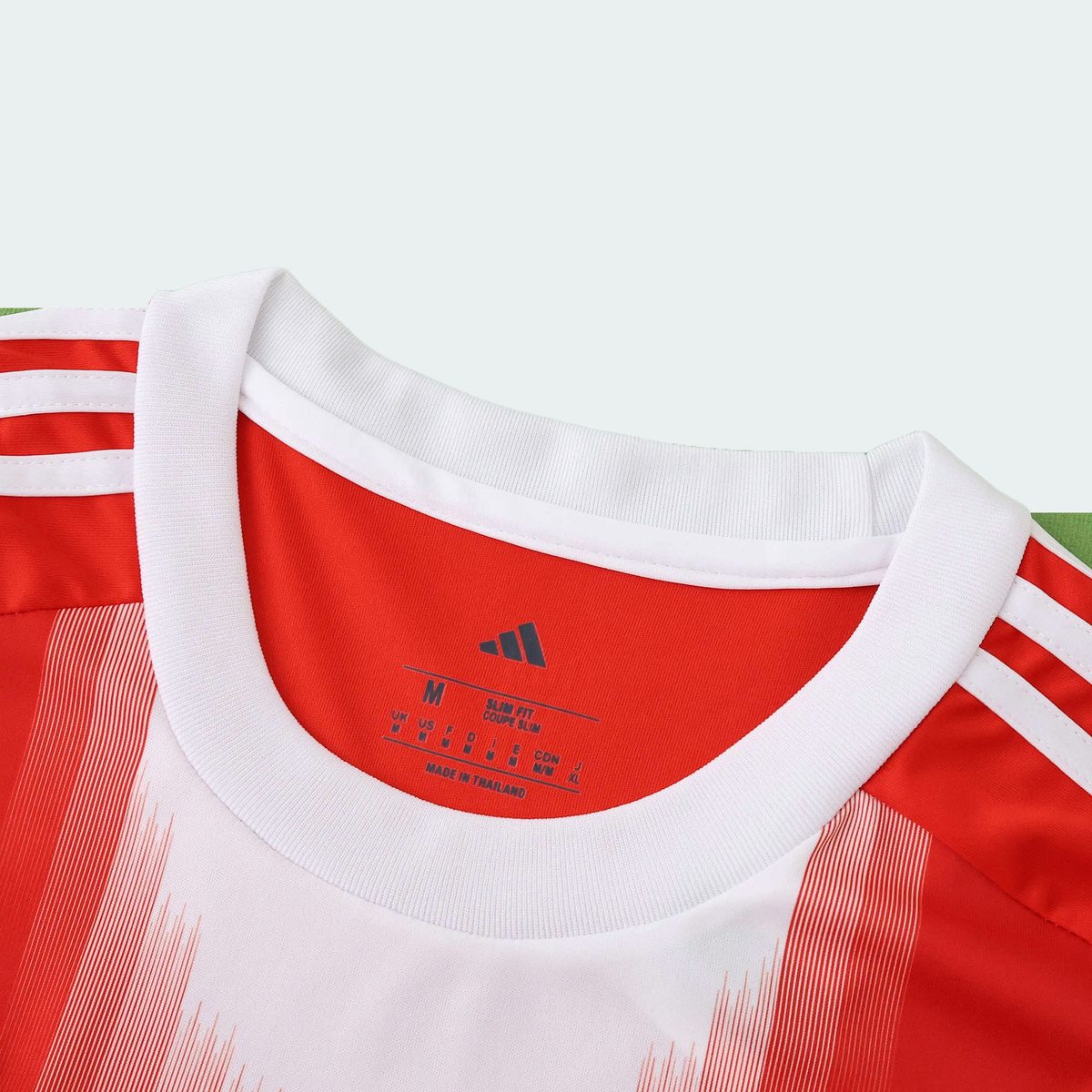 Camisola Bayern de Munique Principal 2025/26