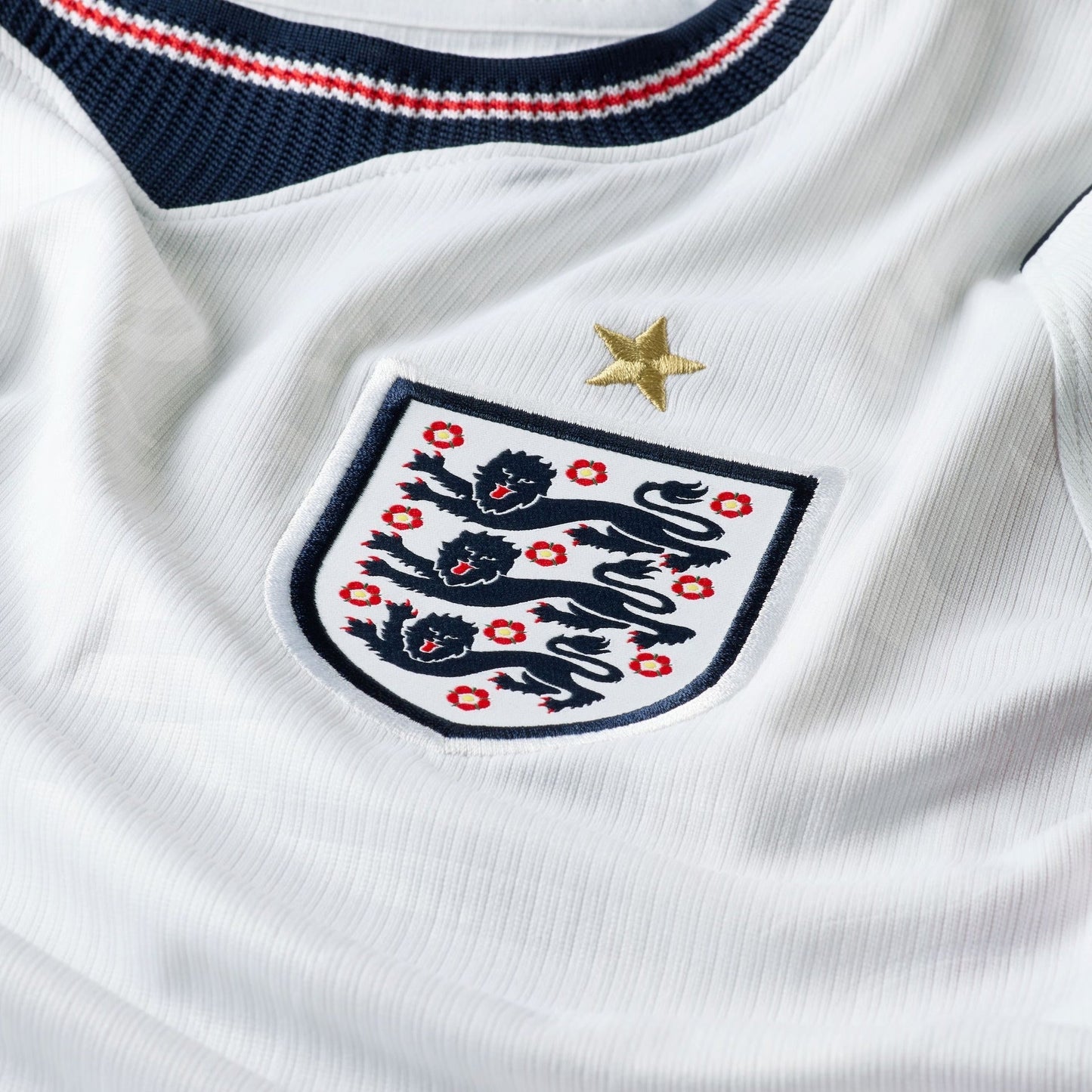Camisola Inglaterra II 2026/27 Torcedor - Copa do Mundo 2026 - imagem 4