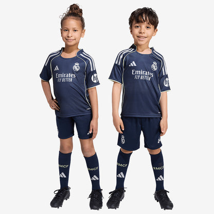 Conjunto Infantil Real Madrid Alternativo 2025/26