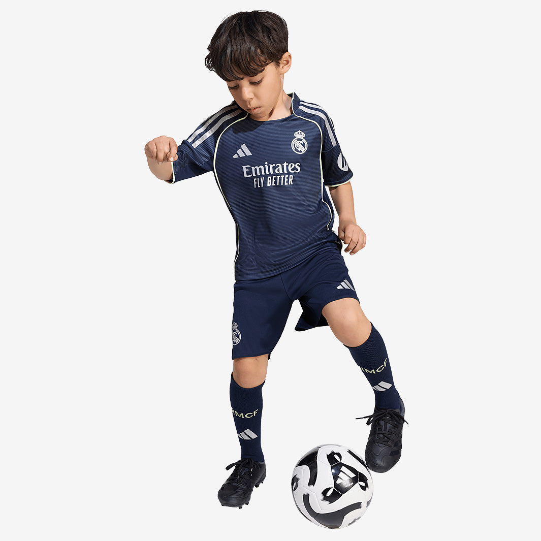 Conjunto Infantil Real Madrid Alternativo 2025/26