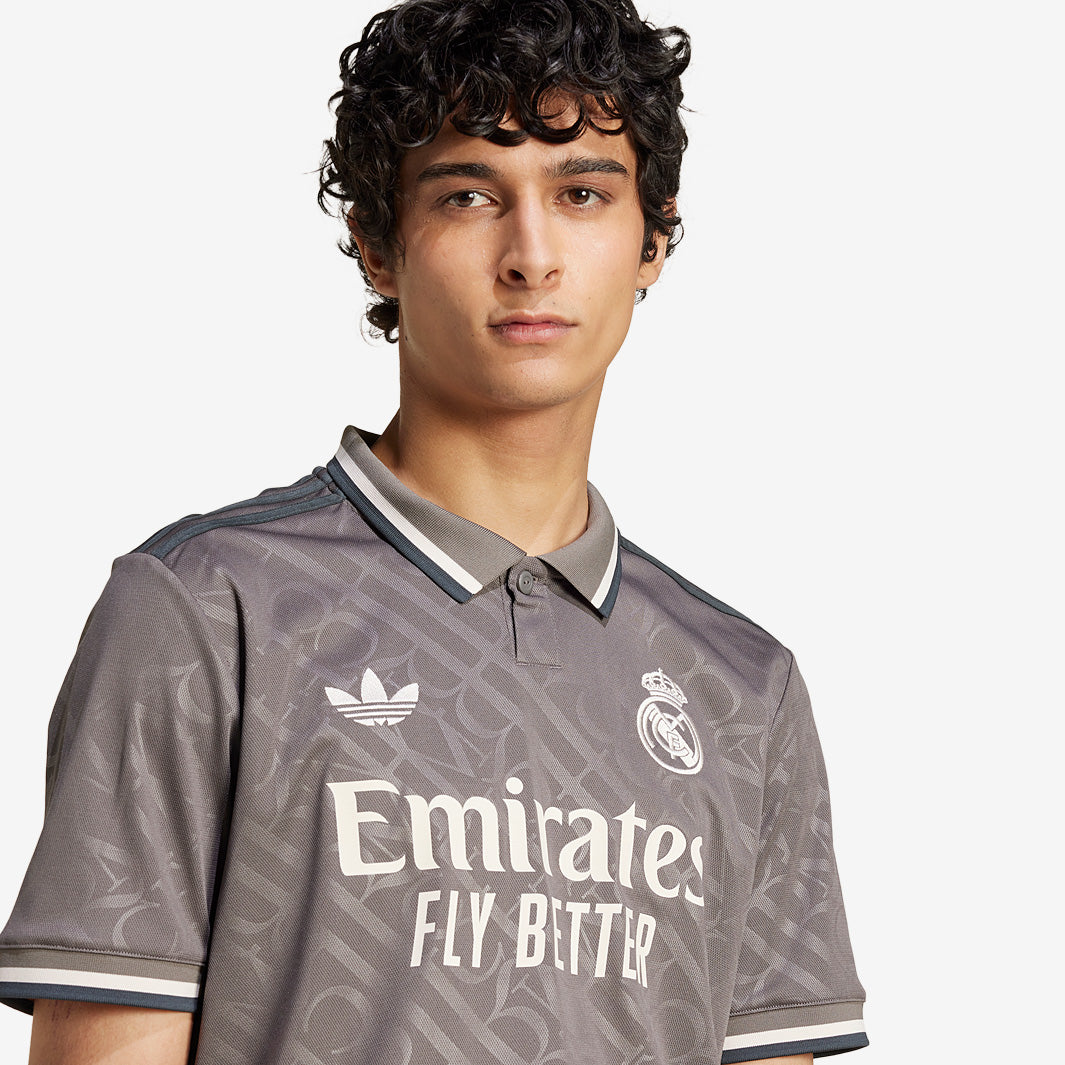 Camisola Real Madrid Terceiro Equipamento 2024/25