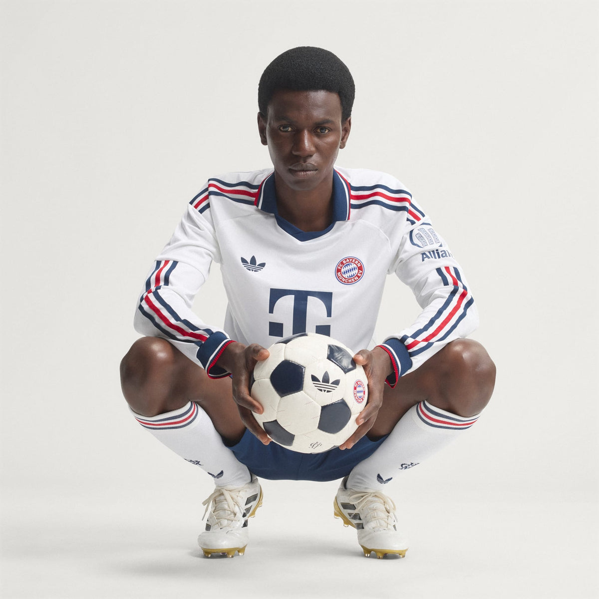 Camisola Bayern de Munique Alternativa 2026/27 – Manga Comprida Versão Jogador