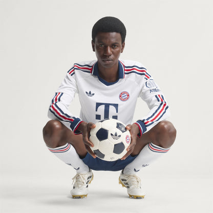 Camisola Bayern de Munique Alternativa 2026/27 – Manga Comprida Versão Jogador