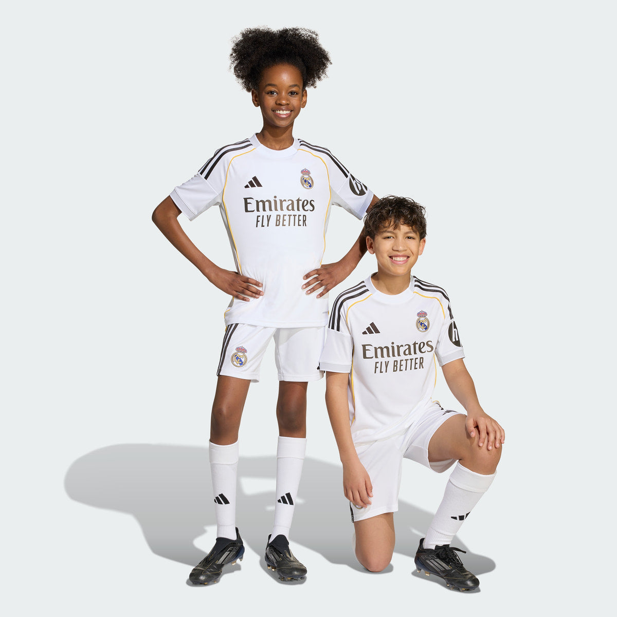 Calções Infantis Real Madrid Principais 2025/26