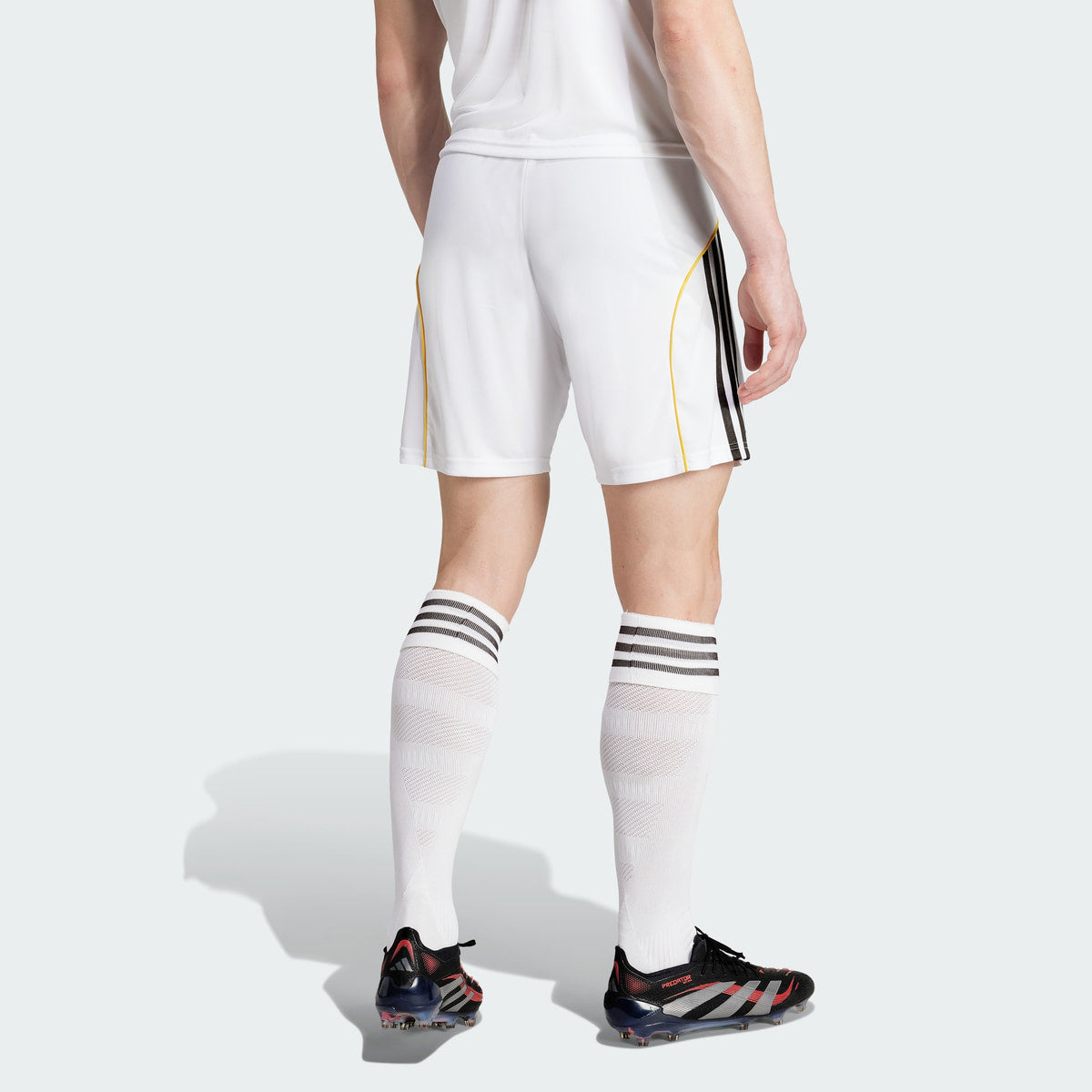 Calções Real Madrid Principais 2025/26