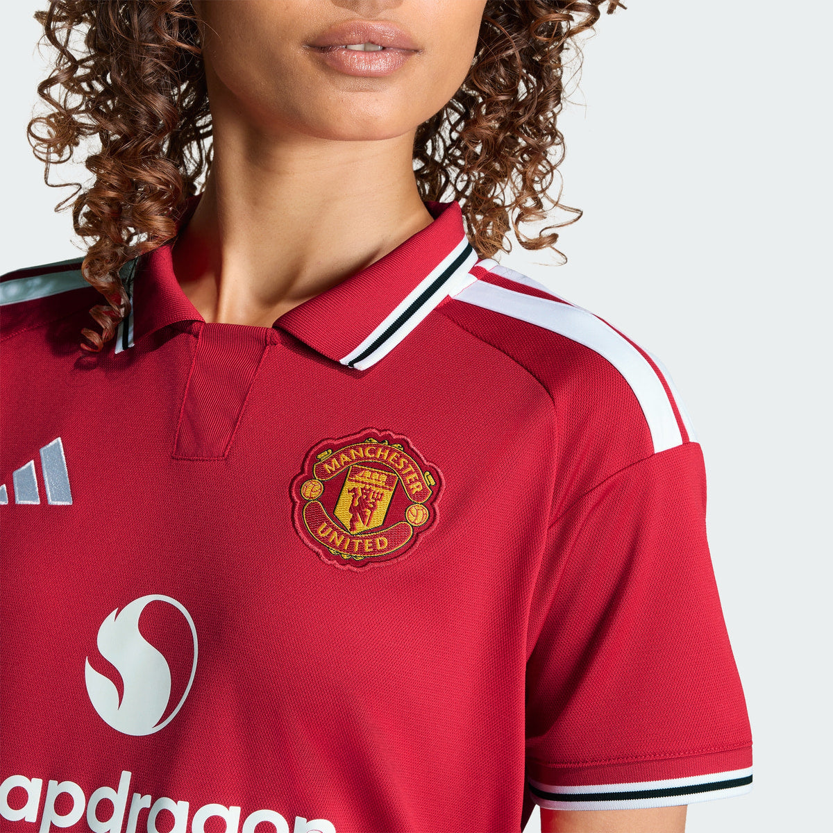 Camisola Feminina Manchester United Principal 2026/27