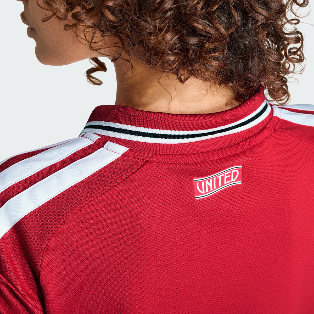 Camisola Feminina Manchester United Principal 2026/27