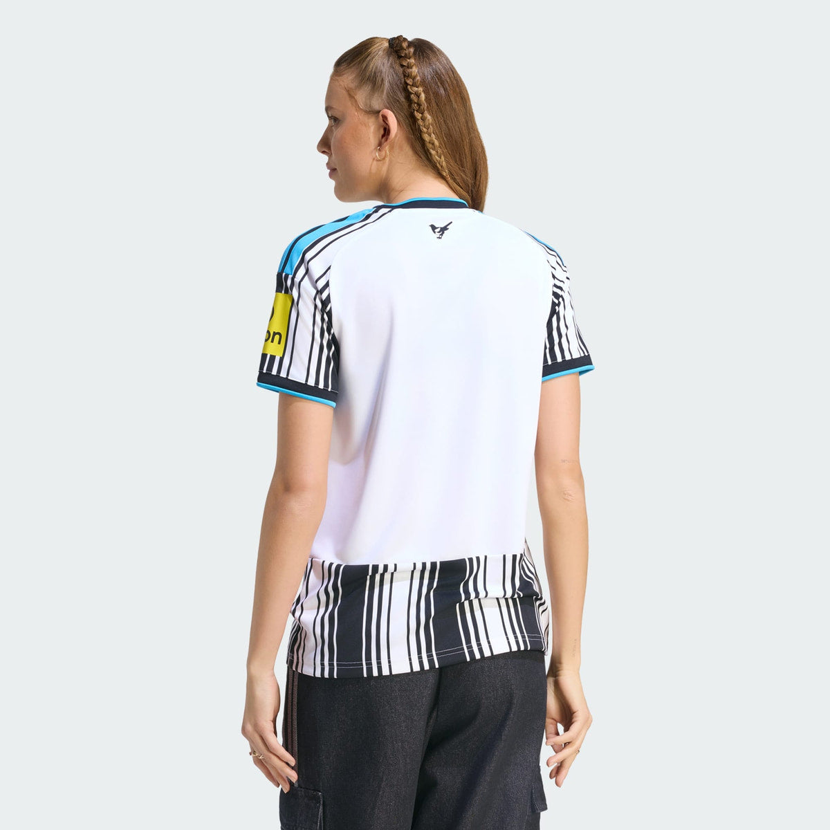 Camisola Feminina Newcastle Principal 2026/27