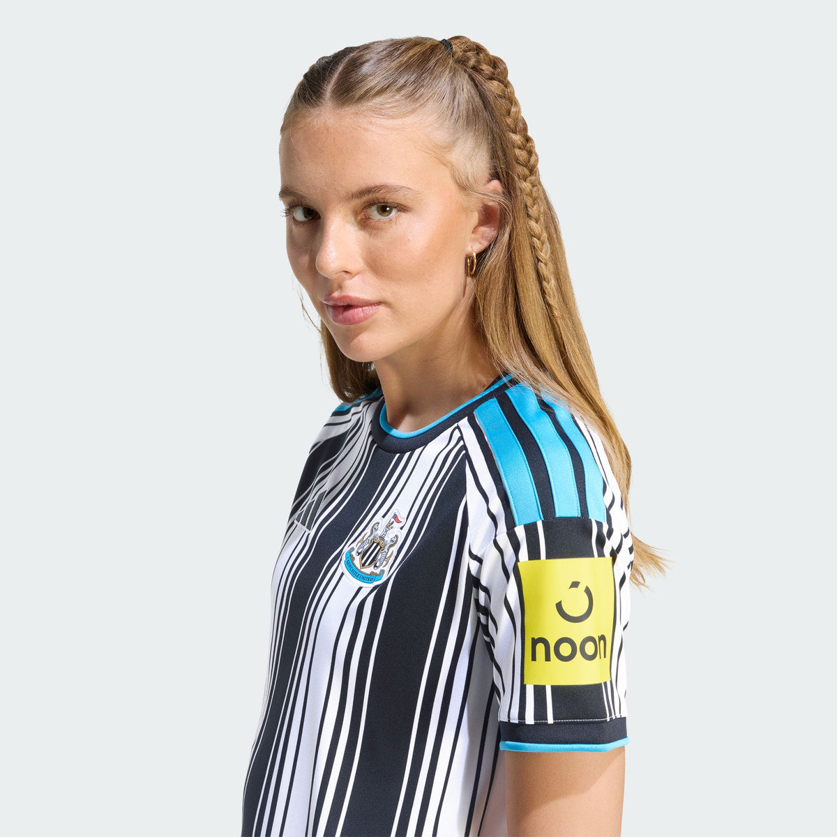 Camisola Feminina Newcastle Principal 2026/27