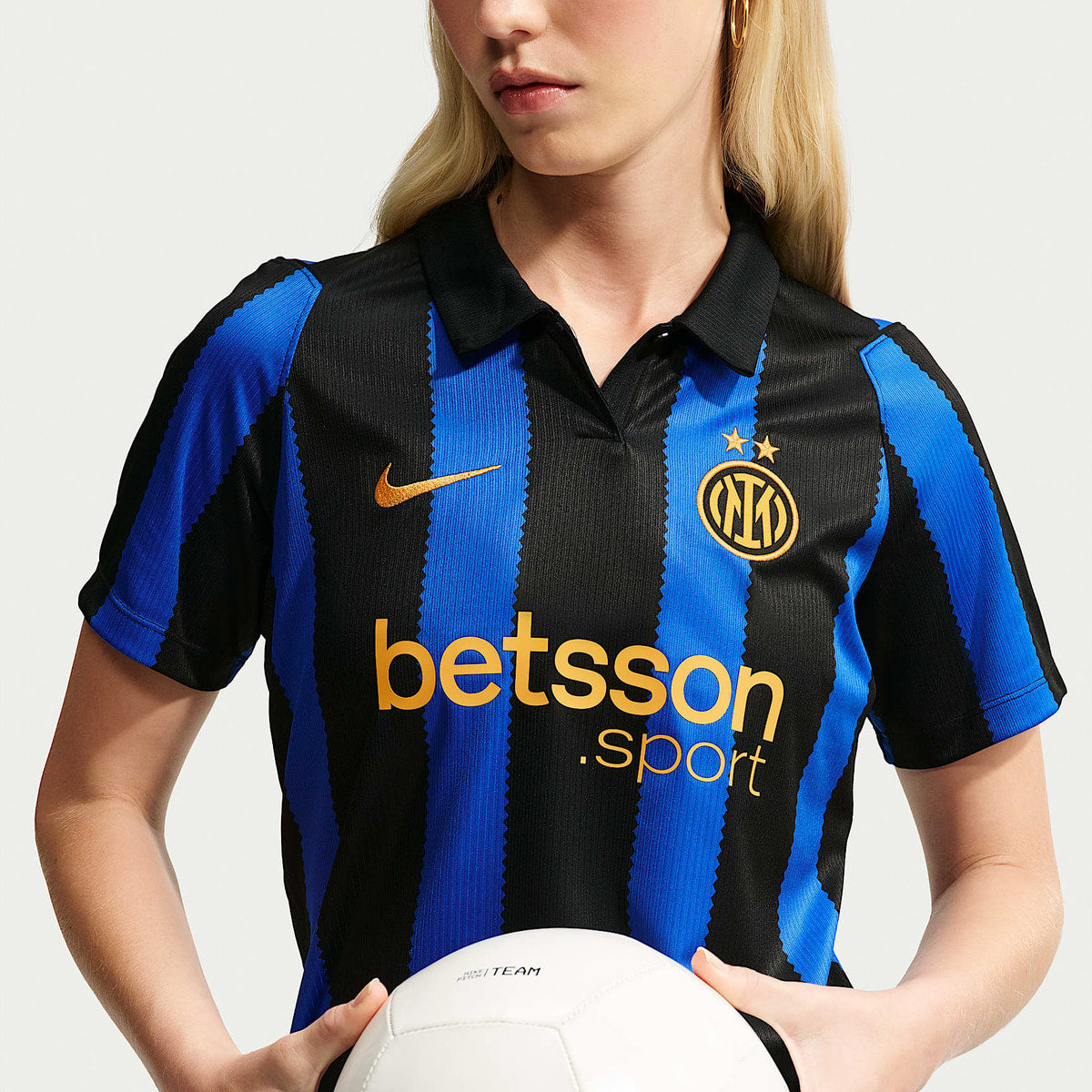 Camisola Feminina Inter de Milão Principal 2026/27