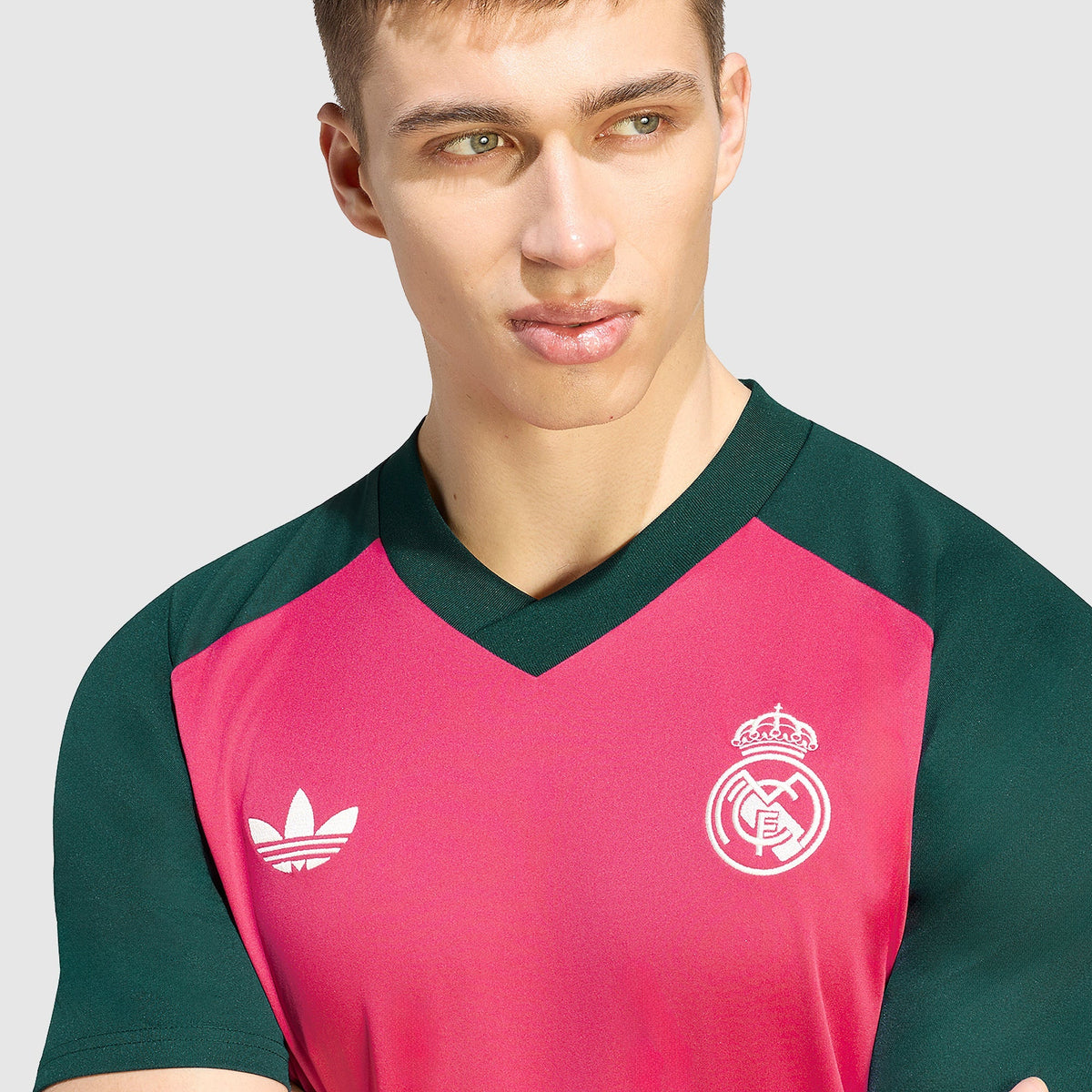 Camisola Pré-Jogo Real Madrid Alternativa 2026/27