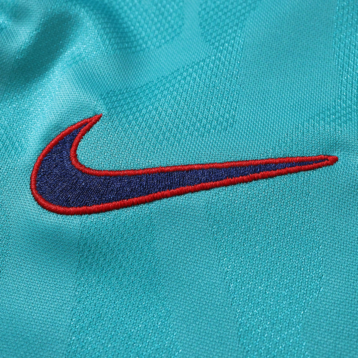 Camisola Barcelona Edição Especial Terceiro Equipamento 2026/27 – Manga Comprida