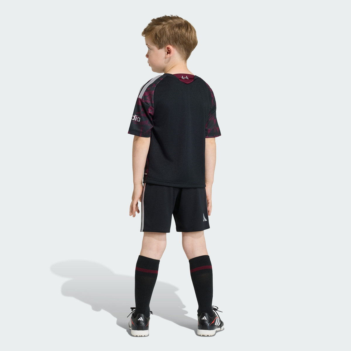 Conjunto Infantil Liverpool Terceiro Equipamento 2026/27