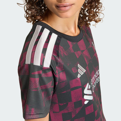 Camisola Feminina Liverpool Terceiro Equipamento 2026/27