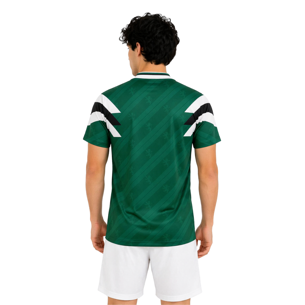 Camisola Vintage Retrô Verde Anos 90 – 2025/26